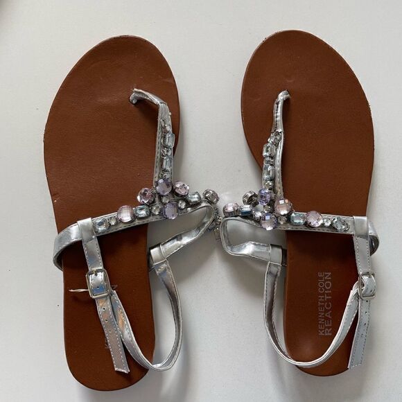 Kenneth Cole Reaction Silver Tone Bejeweled Strappy Sandals Size 6 EUC - Picture 1 of 5